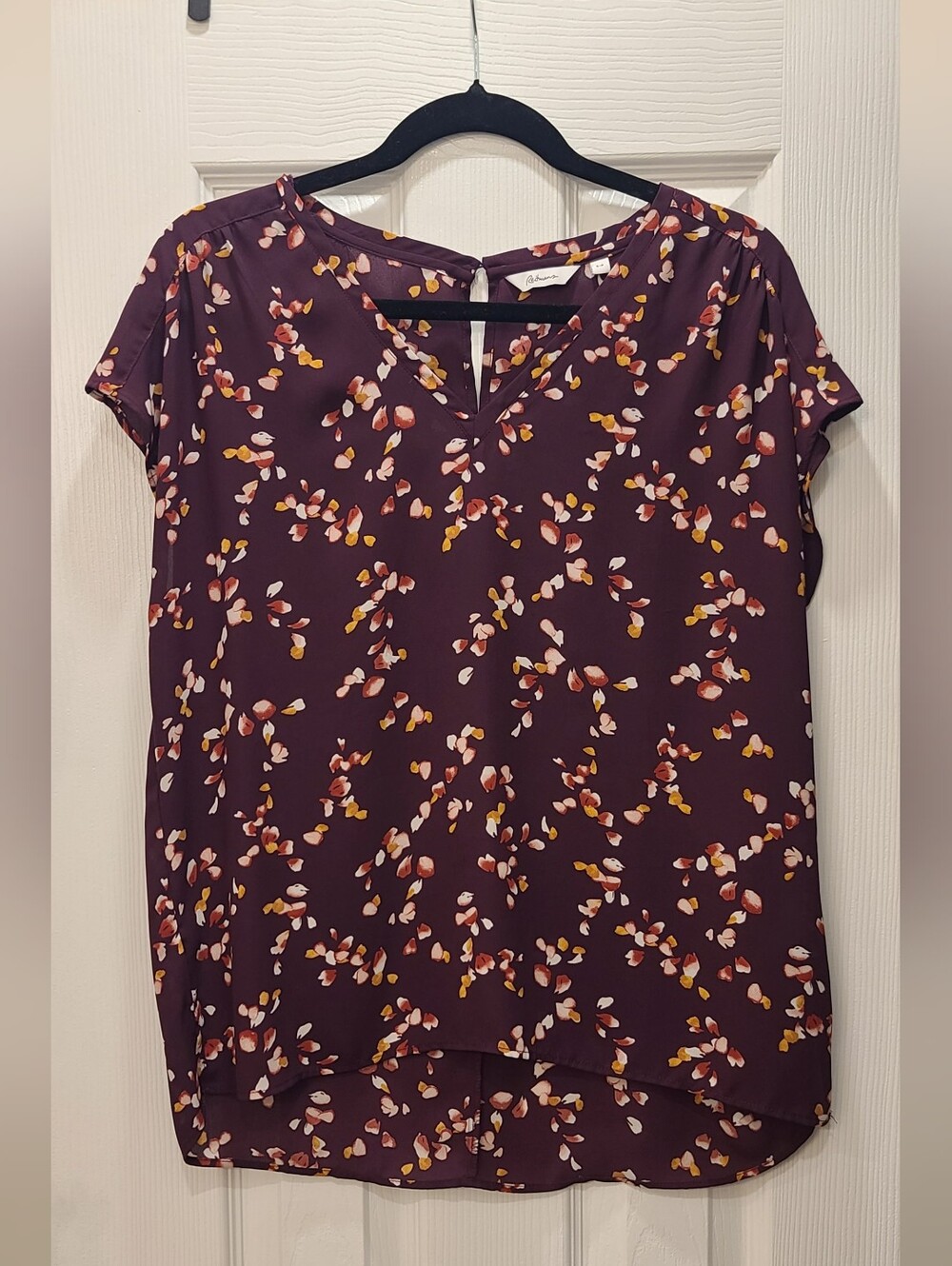 Women’s Floral V-Neck Blouse - Plum
